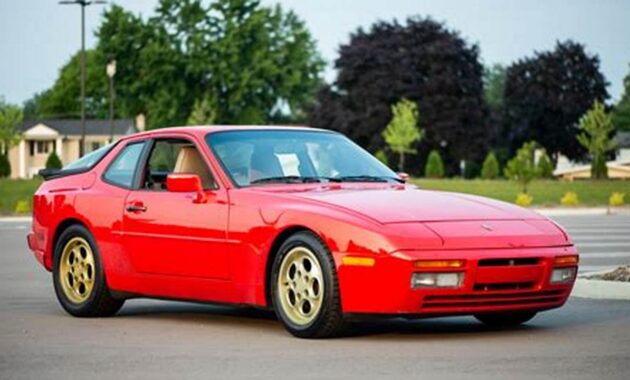 Find Your Dream Porsche 944 Turbo: Explore Our Inventory Today!